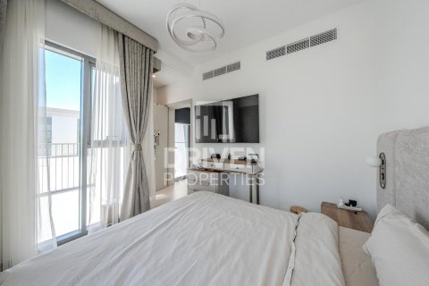 Villa in Sun, Arabian Ranches 3, Dubai 4 bedrooms, 247.21 sq.m. № 135497 - photo 18
