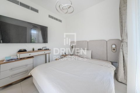 Villa in Sun, Arabian Ranches 3, Dubai 4 bedrooms, 247.21 sq.m. № 135497 - photo 20