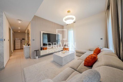 Villa in Sun, Arabian Ranches 3, Dubai 4 bedrooms, 247.21 sq.m. № 135497 - photo 22