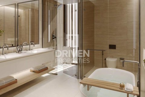 Townhouse in Nad Al Sheba 1, Nadd Al Sheba, Dubai 3 bedrooms, 182 sq.m. № 135505 - photo 7