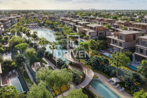 Townhouse in Nad Al Sheba 1, Nadd Al Sheba, Dubai 3 bedrooms, 182 sq.m. № 135505 - photo 2