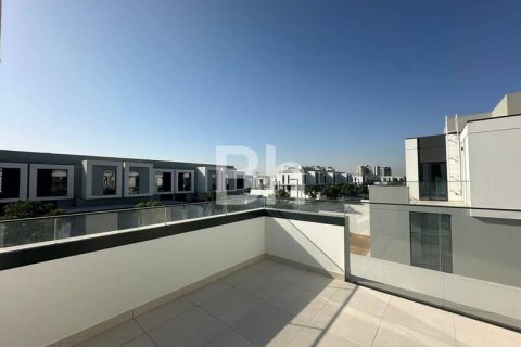 Снять в аренду таунхаус в Al Furjan, Дубай: 4 спальни, 269м², № 22038 - фото 7