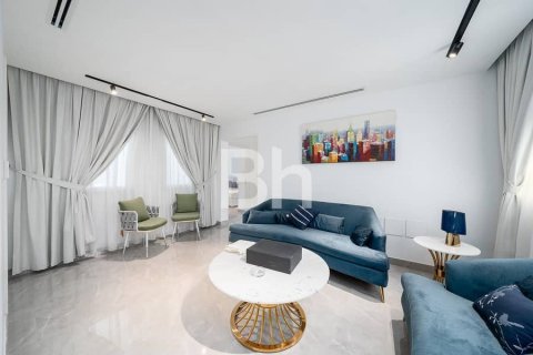 Villa in Dubai 4 bedrooms, 558 sq.m. № 22041 - photo 11