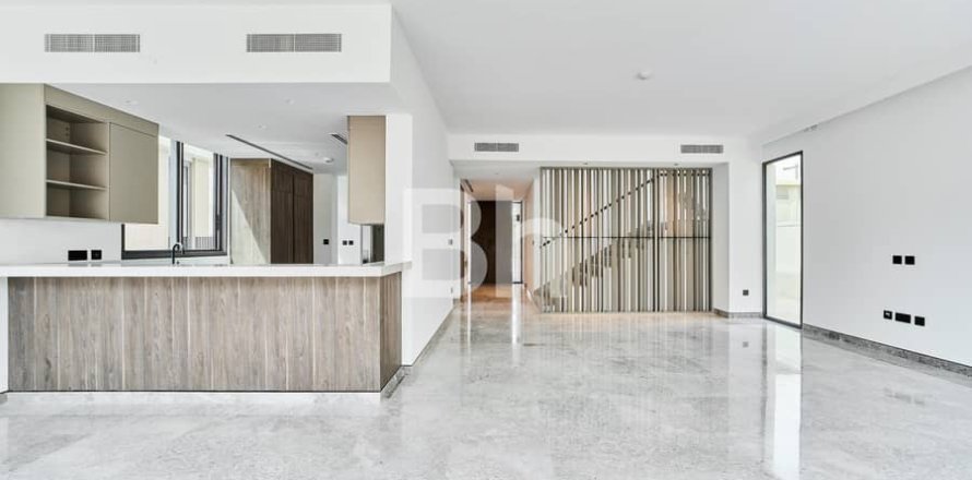 Вилла в Tilal Al Ghaf, Дубай, 4 спальни, 374м², № 22040