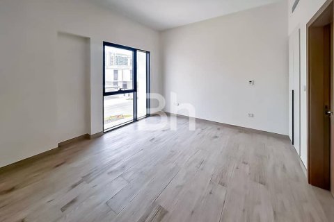 Снять в аренду виллу в Al Furjan, Дубай: 4 спальни, 558м², № 22036 - фото 7