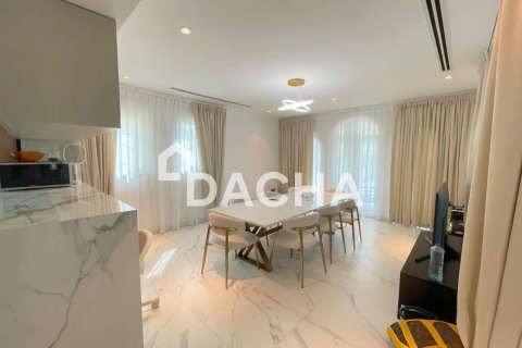 Townhouse in Legacy, Jumeirah Park, Dubai 3 bedrooms, 297 sq.m. № 110431 - photo 3