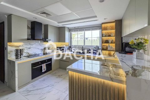 Townhouse in Legacy, Jumeirah Park, Dubai 3 bedrooms, 297 sq.m. № 110431 - photo 20