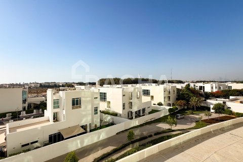 Apartamento en Acacia Avenues, Al Sufouh, Dubai, 2 dormitorios, 126 m², № 110432 - foto 11