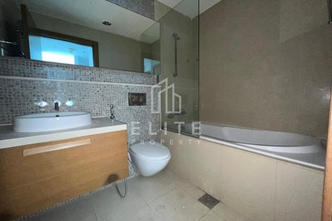 Снять в аренду квартиру в Claren Towers, Даунтаун Дубай (Даунтаун Бурдж Дубай), Дубай: студию, 81м², № 42153 - фото 15