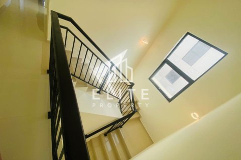 Villa en Dubai, 3 dormitorios, № 42161 - foto 19