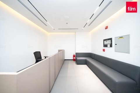 Снять в аренду офис в Бизнес-Бэе, Дубай: 77.7м², № 58977 - фото 6