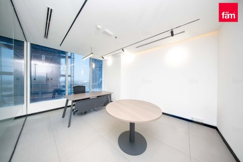 Снять в аренду офис в Бизнес-Бэе, Дубай: 77.7м², № 58977 - фото 9