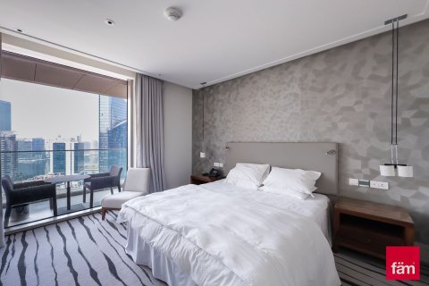 Apartment in Downtown Dubai (Downtown Burj Dubai), Dubai 1 bedroom, 71.3 sq.m. № 58975 - photo 2