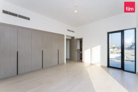 Adosado en Al Furjan, Dubai, 4 dormitorios, 364.6 m², № 18597 - foto 2