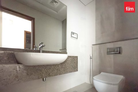 Apartment in Al Satwa, Dubai 2 bedrooms, 123.9 sq.m. № 71548 - photo 10