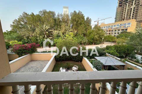 Townhouse in Jumeirah Village Triangle, Dubai 1 bedroom, 152 sq.m. № 112748 - photo 18