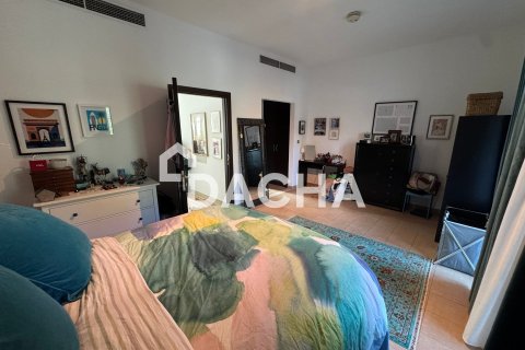 Townhouse in Jumeirah Village Triangle, Dubai 1 bedroom, 152 sq.m. № 112748 - photo 16