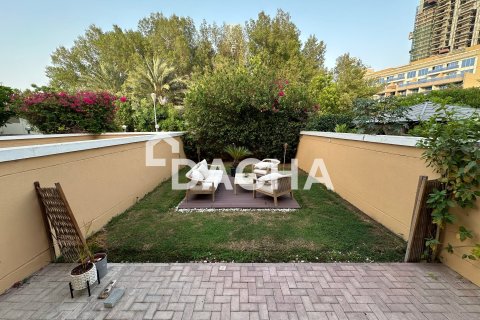 Townhouse in Jumeirah Village Triangle, Dubai 1 bedroom, 152 sq.m. № 112748 - photo 19