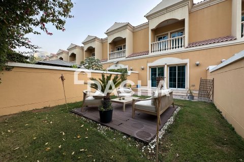 Townhouse in Jumeirah Village Triangle, Dubai 1 bedroom, 152 sq.m. № 112748 - photo 21