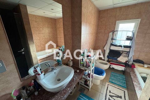 Townhouse in Jumeirah Village Triangle, Dubai 1 bedroom, 152 sq.m. № 112748 - photo 17