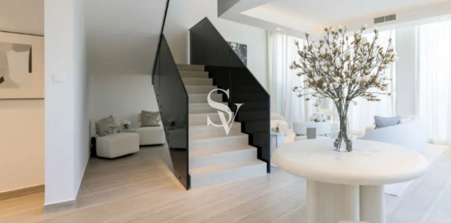 Townhouse in Al Barari, Dubai 4 bedrooms, 180 sq.m. № 89892