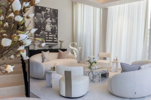 Townhouse in Al Barari, Dubai 4 bedrooms, 180 sq.m. № 89892 - photo 3