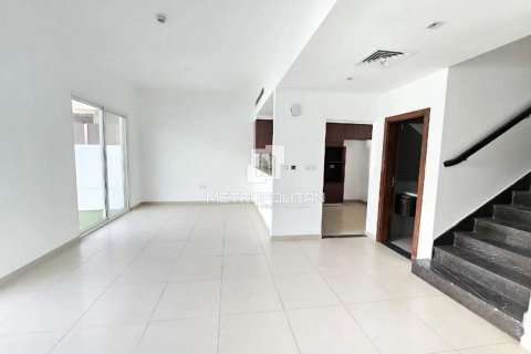 Adosado en Arabella Townhouses, Mudon, Dubai, 3 dormitorios, 291 m², № 73564 - foto 2