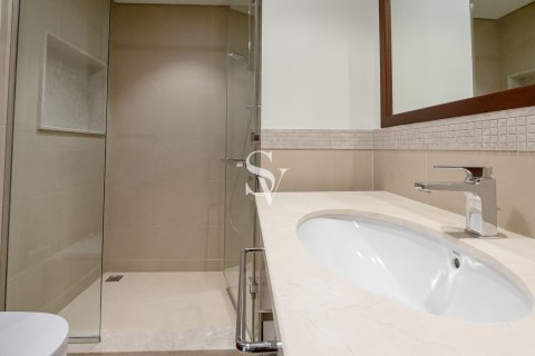 Купить квартиру в Даунтаун Дубай (Даунтаун Бурдж Дубай), Дубай: 2 спальни, 135м², № 99860 - фото 10