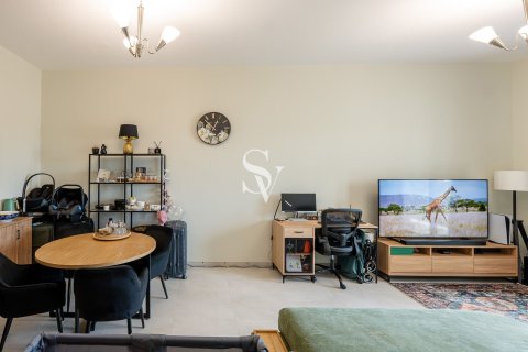 Купить квартиру в Dubai Land, Дубай: 1 спальня, 95м², № 99861 - фото 2