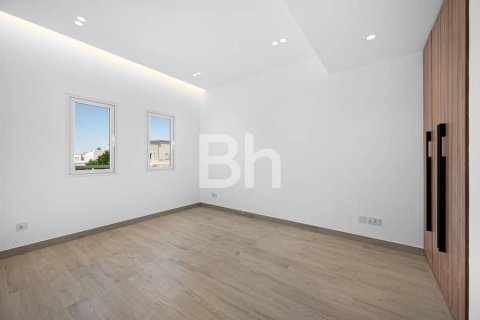 Villa en Dubai, 5 dormitorios, 549 m², № 23983 - foto 5