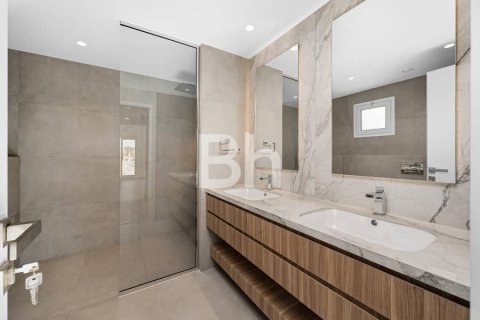 Villa en Dubai, 5 dormitorios, 549 m², № 23983 - foto 19