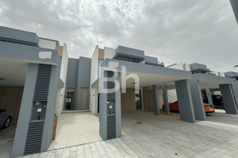 Villa in Dubai 3 bedrooms, 179 sq.m. № 23977 - photo 1