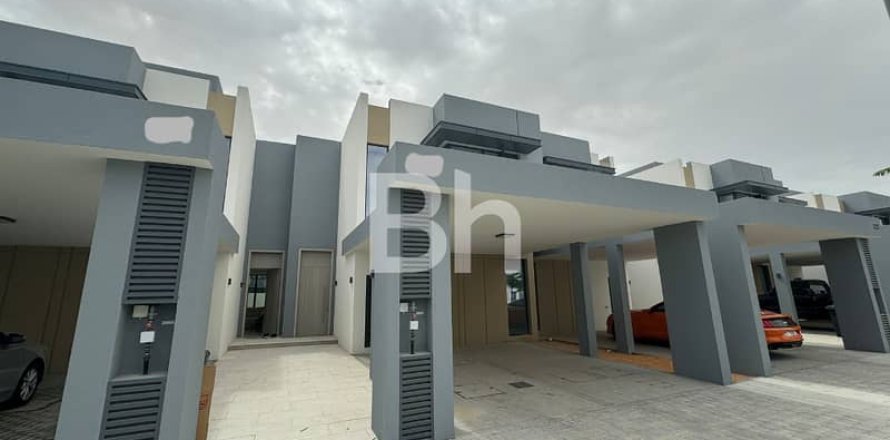 Villa in Dubai 3 bedrooms, 179 sq.m. № 23977