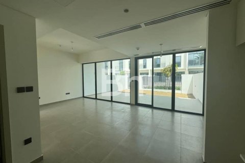 Villa in Dubai 3 bedrooms, 179 sq.m. № 23977 - photo 10
