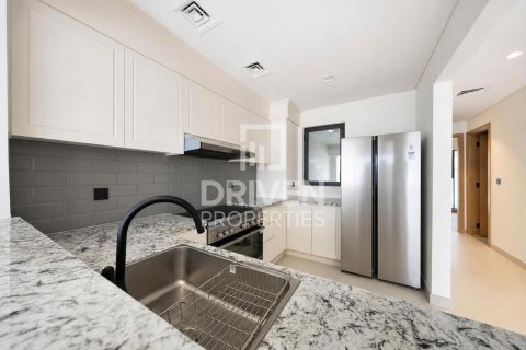 Townhouse in Damac Lagoons, Dubai 4 bedrooms, 144 sq.m. № 137002 - photo 12