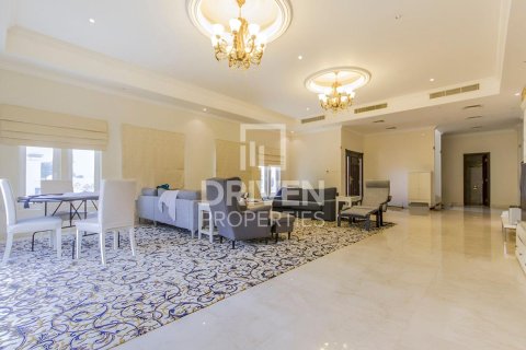 Villa en The Villa, Dubai, 5 dormitorios, 658.5 m², № 136999
