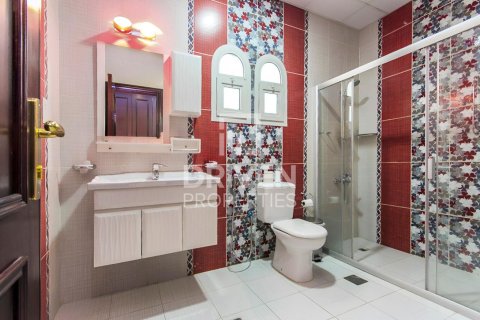 Villa en The Villa, Dubai, 5 dormitorios, 658.5 m², № 136999 - foto 10