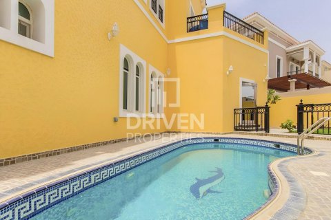 Villa en The Villa, Dubai, 5 dormitorios, 658.5 m², № 136999 - foto 13