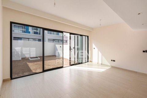 Maison de ville à Damac Lagoons, Dubai, 3 chambres, 144 m², № 136997