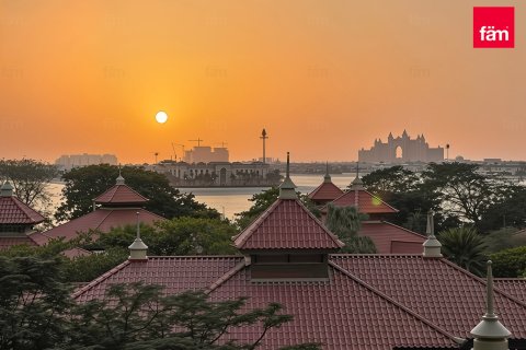 Apartment in Palm Jumeirah, Dubai 1 bedroom, 106.9 sq.m. № 60597 - photo 1