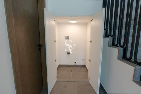 Adosado en Villanova, Dubai Land, Dubai, 3 dormitorios, 161 m², № 99267 - foto 12