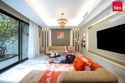Townhouse in Dubai 3 bedrooms, 174.8 sq.m. № 48923 - photo 4