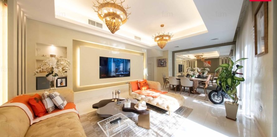 Townhouse in Dubai 3 bedrooms, 174.8 sq.m. № 48923