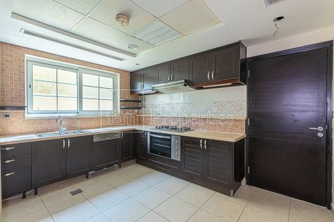 Villa in Dubai 3 bedrooms, 547.1 sq.m. № 48921 - photo 24