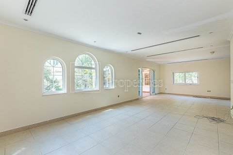 Villa in Dubai 3 bedrooms, 547.1 sq.m. № 48921 - photo 18