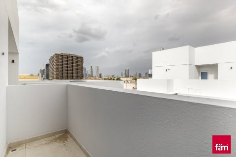 Townhouse in Dubai Sports City, Dubai 4 bedrooms, 173.6 sq.m. № 48911 - photo 29