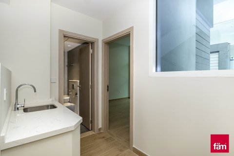 Townhouse in Dubai Sports City, Dubai 4 bedrooms, 173.6 sq.m. № 48911 - photo 23