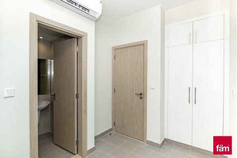 Townhouse in Dubai Sports City, Dubai 4 bedrooms, 173.6 sq.m. № 48911 - photo 22