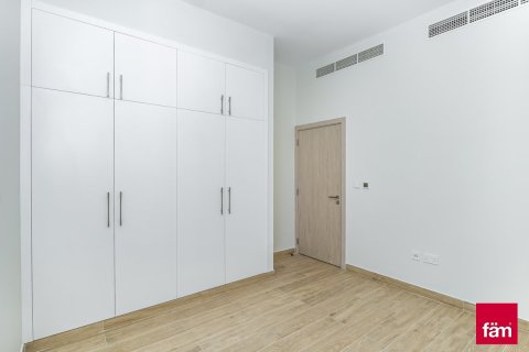 Townhouse in Dubai Sports City, Dubai 4 bedrooms, 173.6 sq.m. № 48911 - photo 14