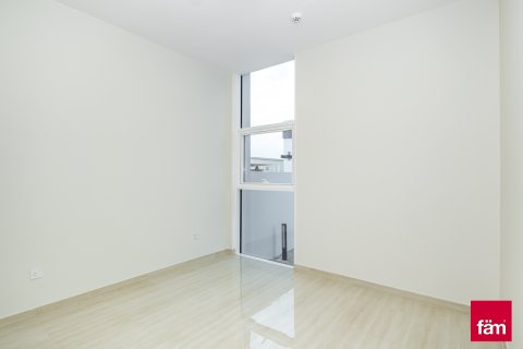 Townhouse in Dubai Sports City, Dubai 4 bedrooms, 173.6 sq.m. № 48911 - photo 12